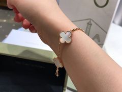 -梵克雅宝(国贸商城店)