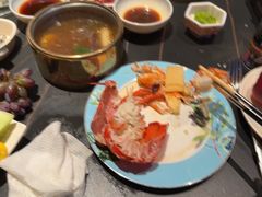 -雍容荟帝王蟹活龙虾展台自助(IFS黑金店)