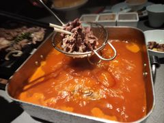 -左庭右院鲜牛肉火锅黑金店(陆家嘴中心店)