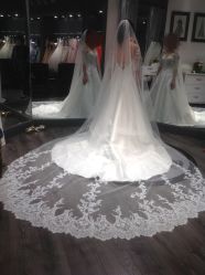 -深白婚纱艺术馆(王府壹号店)
