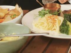 -静香HOUSE·全时段融合餐厅(七星欢乐颂店)