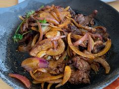 铁板孜然羊肉-关东小磨东北菜(上海长风大悦城店)