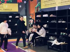 -Tenker Club弹刻极限主题公园 · 蹦床 · 团建 · 生日派对(大关店)