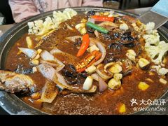 -吞鱼兽麻辣烤鱼(万达店)