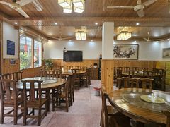 -芦茨金富饭庄·25年老字号·专做稻草鸡