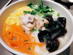 鸡汤米线-云海肴·汽锅鸡·云南菜(高德置地店)
