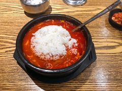 牛肉汤饭-吴草鸡爪오초닭발韩食堂(融恒盈嘉中心店)
