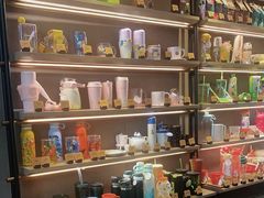 -星巴克臻选(上海今潮8弄店)