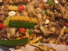 -炭亲干锅·虾蟹蛙(奥体天虹店)