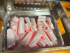 -宏兴烤鱼山庄(宣恩总店)