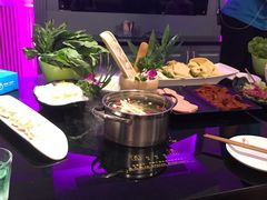 -唯爱KTV聚会餐厅(仙林东城汇店)