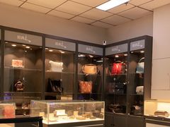 -用真奢侈品名表名包回收中心(朝阳万达店)