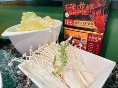 -一席地·本地鸡窝·杭帮鸡火锅(萧山银隆百货店)