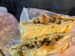 肥肠火烧-宝光熏肉鞋底火烧(新街口店)