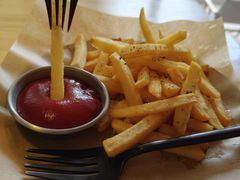 -J Create城市露营咖啡·简餐·宠物(上海动物园店)