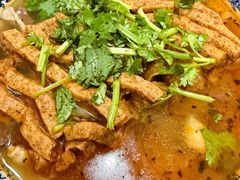 -叶新小吃店(来凤小区总店)