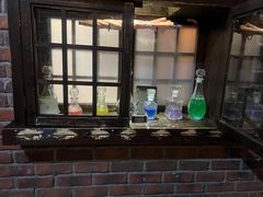 -逃脱反斗城沉浸剧情密室(阳光新业中心店)