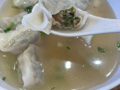 青菜馄饨-南城香·饭香串香馄饨香(花园北路店)