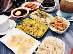 沙姜鸡脚-黄师奶甜品店