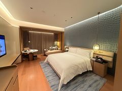 -深圳国际会展中心希尔顿酒店(前海华发冰雪世界店)