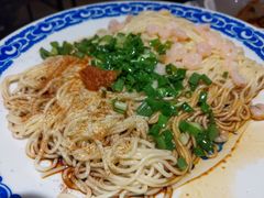 葱油三虾拌面-老头儿油爆虾·知味杭州(爱琴海购物中心)