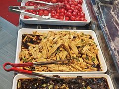 -黄泥岗·地道湖北菜(奥特莱斯店)