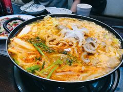 牛肉八带火锅-金明子八带鱼馆(正宗韩国连锁店)