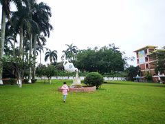 -侯臣咖啡文化村