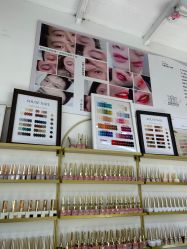 -丽心自助美甲美睫