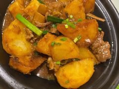 土豆焖鸭-谷丰健康凤贤居酒家
