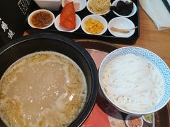 -妈妈故事米线(市府恒隆店)
