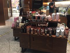 -星巴克臻选(北京颐堤港中心第二店)