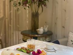 -燕庭·纯燕窝·甜品下午茶(南京西路店)