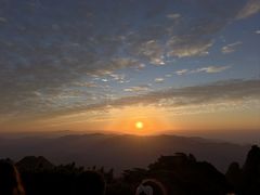 -黄山光明顶山庄