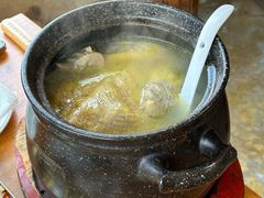 崂山泉水鸡-崂山水果园农家宴(泉水鸡店)