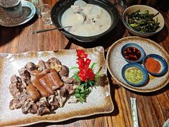 -萬家灯火·私房湘菜·22年老手艺(南岭大道店)