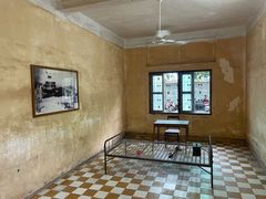 -吐斯廉屠杀博物馆