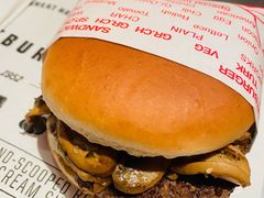 蘑菇牛肉汉堡-FATBURGER 特富客汉堡(外交公寓店)