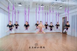 -亚太瑜伽普拉提学院