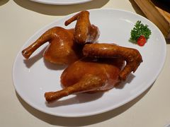 烤乳鸽-利苑酒家(华熙国际店)