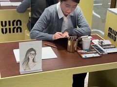 -LensCrafters亮视点·OAKLEY精选(静安嘉里中心店)