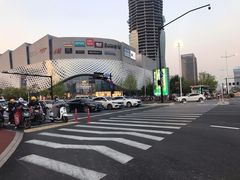 -宝龙城(杭州滨江店)