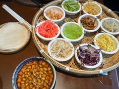 -包整·丝娃娃(一览甲秀楼风景店)