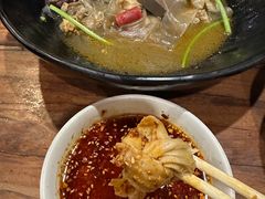 -万记麻辣烫国展总店