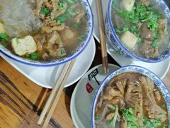 -叶新小吃店(来凤小区总店)