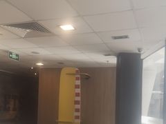 -麦当劳(国家体育场南路店)
