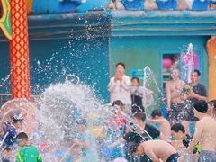 -欢乐水魔方水世界