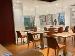 大堂-The Habit Burger Grill 哈比特汉堡(复兴soho店)
