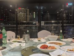 -黄浦江游览十六铺3号码头网红自助餐