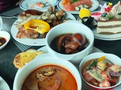 -亚洲国际大酒店·云顶阁旋转自助餐厅